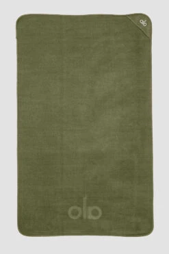Performance No Sweat Hand Towel - Jungle 6 Performance No Sweat Hand Towel - Jungle -Style Avenue A0247U 01664 b1 a2