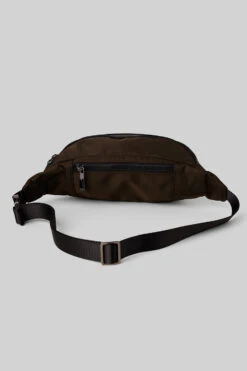 Explorer Fanny Pack - Espresso -Style Avenue A0465U 04064 b1 a3
