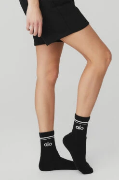 Unisex Half-Crew Throwback Sock - Black/White -Style Avenue A0480U 0100 b1 s1 a1 1