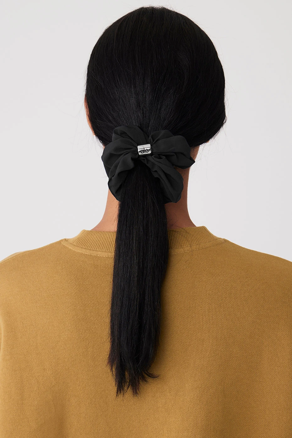 Bead It Oversized Scrunchie - Black 5 Bead It Oversized Scrunchie - Black - Image 3