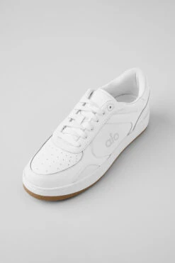 Alo Recovery Mode Sneaker - Natural White/Gum -Style Avenue A0685U 052730 b1 a4