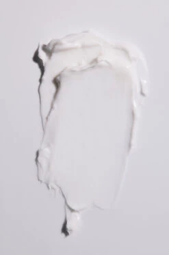 Luminizing Face Moisturizer -Style Avenue B1009F 0001 b1 a3