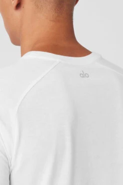 Triumph Raglan Tee - White -Style Avenue M1133R 00 b1 s3 a4 1 m154