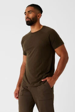 Triumph Raglan Tee - Espresso -Style Avenue M1133R 04064 b1 s3 a2 1 m93