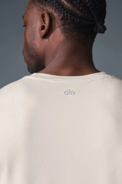 Conquer Reform Crewneck Short Sleeve - Bone -Style Avenue M1205R 03040 b1 s1 a4 1 m221