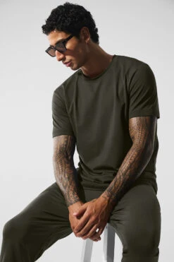 Conquer Reform Crewneck Short Sleeve - Stealth Green 9 Conquer Reform Crewneck Short Sleeve - Stealth Green -Style Avenue M1205R 04672 b1 s1 a4 1 m203