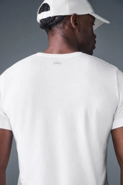 Triumph Tee - White -Style Avenue M1257R 00 b1 s3 a2 m225