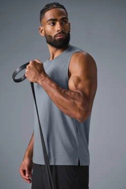 The Triumph Muscle Tank - Steel Grey 8 The Triumph Muscle Tank - Steel Grey -Style Avenue M2033R 05541 b1 s1 a3 1 m93