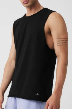 Society Raw Edge Tank - Black -Style Avenue M2069R 01 b1 s3 a4 1 m108 3e227272 e850 4b81 b1af 824e62590df6