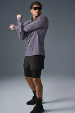 Core Hooded Runner - Italian Plum -Style Avenue M3156R 05603 b1 s1 a5 1 m198