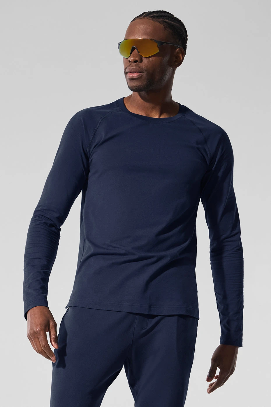 Alo Vapor Crewneck Long Sleeve - Navy 3 Alo Vapor Crewneck Long Sleeve - Navy