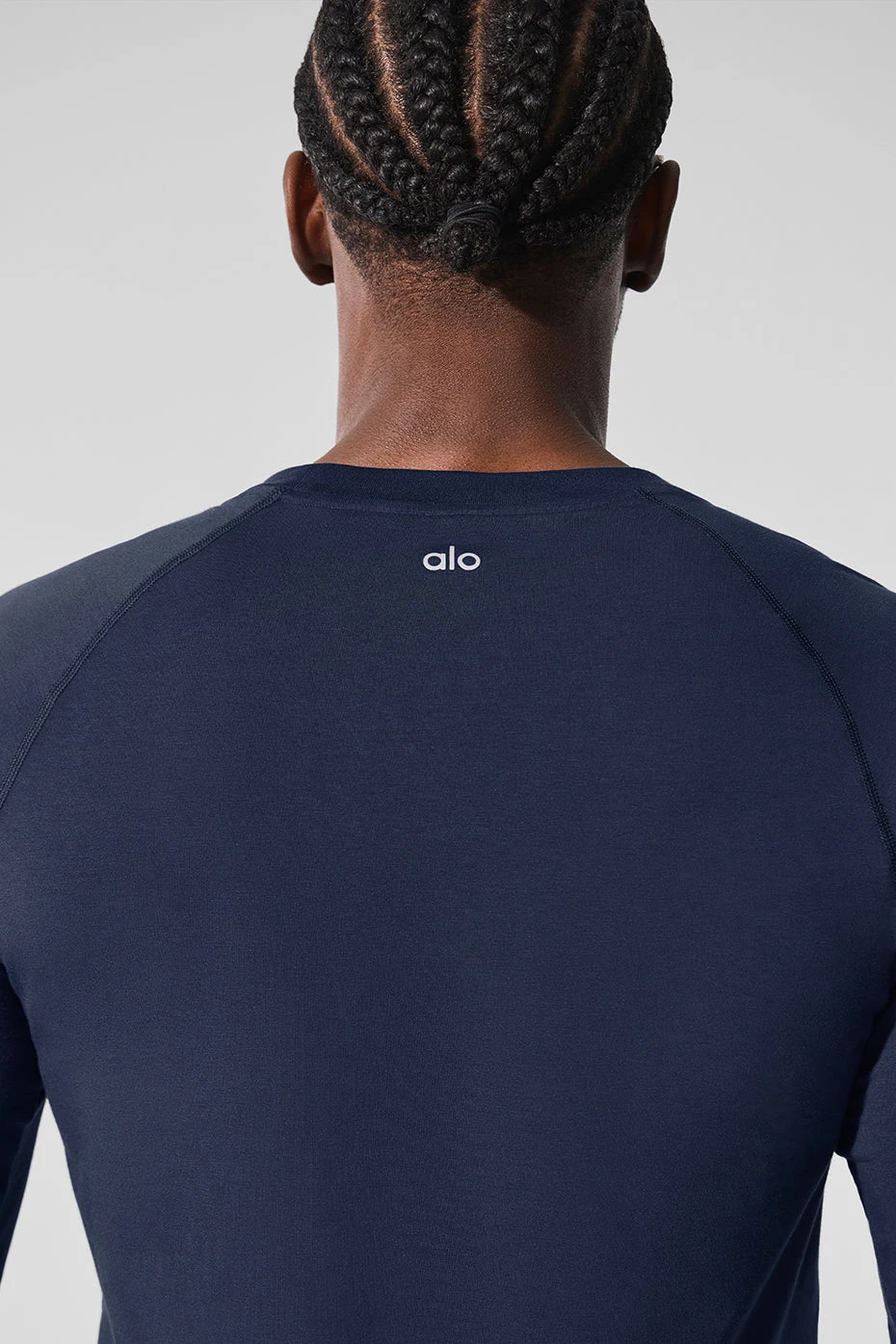 Alo Vapor Crewneck Long Sleeve - Navy 6 Alo Vapor Crewneck Long Sleeve - Navy - Image 4