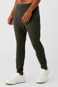 Conquer React Performance Pant - Stealth Green 9 Conquer React Performance Pant - Stealth Green -Style Avenue M5142R 04672 b1 s3 a2 1 m93