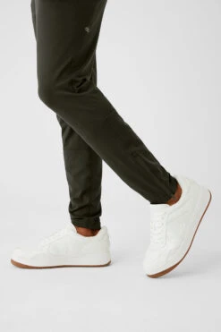 Conquer React Performance Pant - Stealth Green 11 Conquer React Performance Pant - Stealth Green -Style Avenue M5142R 04672 b1 s3 a5 1 m93