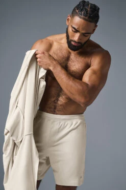 7" Conquer React Performance Short - Bone -Style Avenue M6131R 03040 b1 s3 a1 1 m93 a8b88f11 6afb 4c99 8511 ed2a6b9fedd7