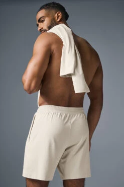 7" Conquer React Performance Short - Bone -Style Avenue M6131R 03040 b1 s3 a5 1 m93