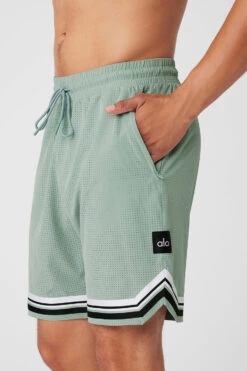 9" Traction Arena Short - Icy Sage -Style Avenue M6138R 05137 b1 s3 a4 1 m154