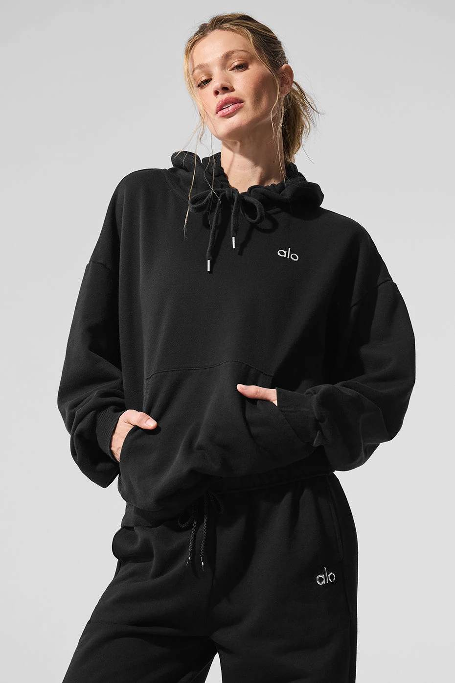 Accolade Hoodie - Black 3 Accolade Hoodie - Black