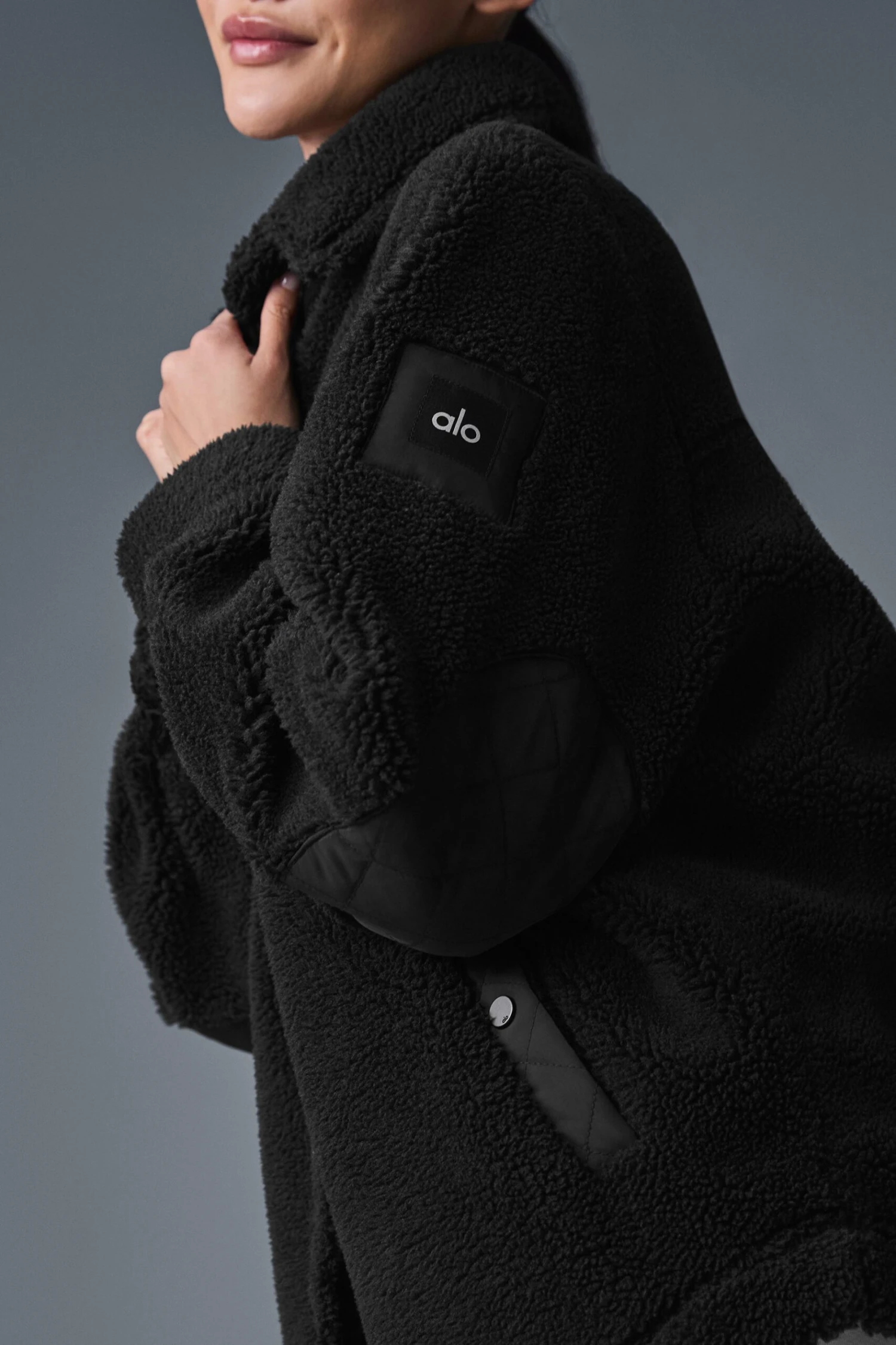 Sherpa Edge Shacket - Black 7 Sherpa Edge Shacket - Black - Image 5