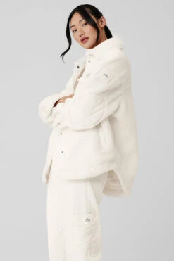 Sherpa Edge Shacket - Ivory 9 Sherpa Edge Shacket - Ivory -Style Avenue U4029R 03299 b1 s1 a2 1 m54