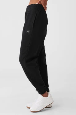 Cuffed Renown Heavy Weight Sweatpant - Black 8 Cuffed Renown Heavy Weight Sweatpant - Black -Style Avenue U5014R 01 b1 s1 a3 1 m18