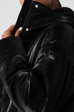 Orion Cropped Puffer - Black -Style Avenue W4464R 01 b1 s1 a4 1 m18