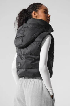 Gold Rush Puffer Vest - Black -Style Avenue W4469R 01 b1 s1 a2 1 m76