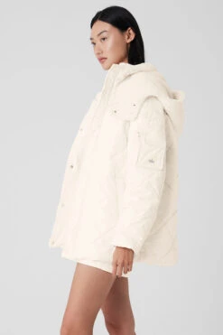 Snomoto Puffer Jacket - Ivory 8 Snomoto Puffer Jacket - Ivory -Style Avenue W4521R 03299 b1 s1 a3 1 m54