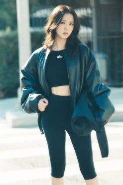 Alosoft High-Waist Iconic 90's Capri - Black