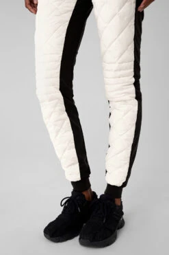Airbrush Winter Warm High-Waist Moto Puffer Pant - Black/Ivory 11 Airbrush Winter Warm High-Waist Moto Puffer Pant - Black/Ivory -Style Avenue W51224R 03850 b1 s1 a5 1 m76