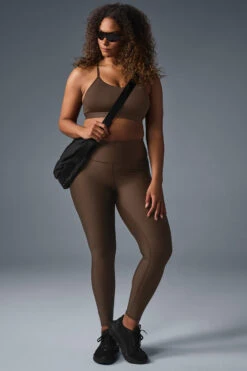High-Waist Airlift Legging - Espresso -Style Avenue W51314R 04064 b1 s1 a4 1 m182