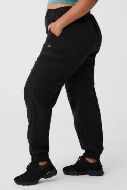 High-Waist Break Line Jogger - Black -Style Avenue W51319R 01 b1 s4 a3 1 m152