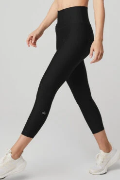 High-Waist Airlift Capri - Black 8 High-Waist Airlift Capri - Black -Style Avenue W5630R 01 b1 s1 a2 1 m89