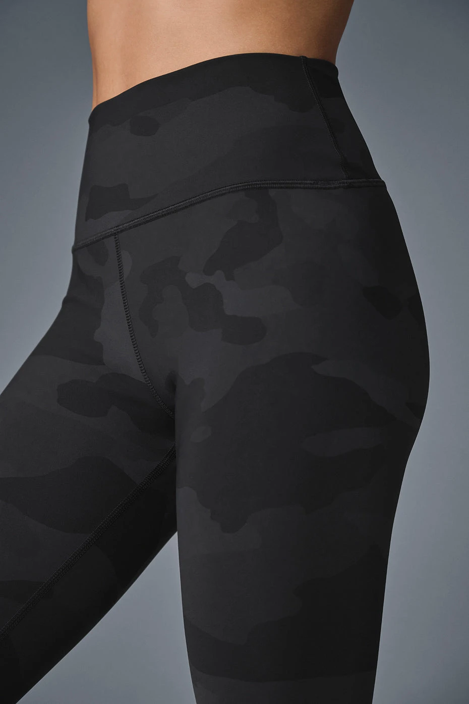 High-Waist Camo Vapor Legging - Black Camouflage 5 High-Waist Camo Vapor Legging - Black Camouflage - Image 3