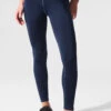 7/8 High-Waist Airlift Legging - Navy -Style Avenue W5766R 03842 b1 s1 a1 1 m224