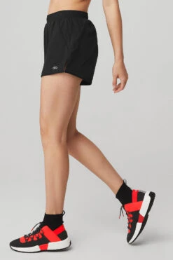 Stride Short - Black -Style Avenue W6230R 01 b1 s1 a2 1 m82